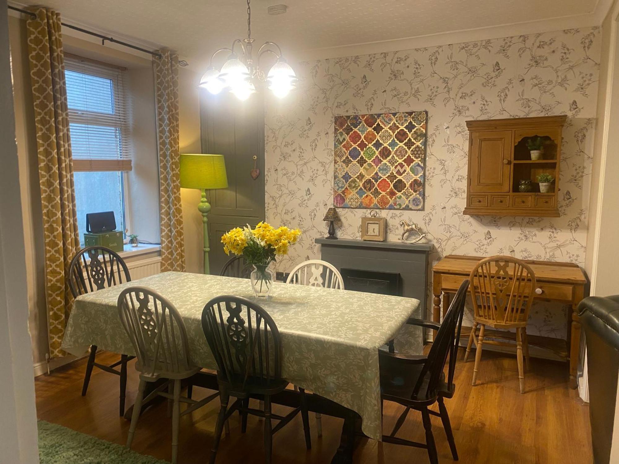 فيلا 3 Bed Town House Llandeilo Carmarthenshire المظهر الخارجي الصورة
